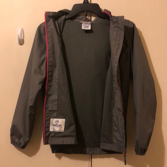 A gray raincoat for girls - Picture 2 of 4